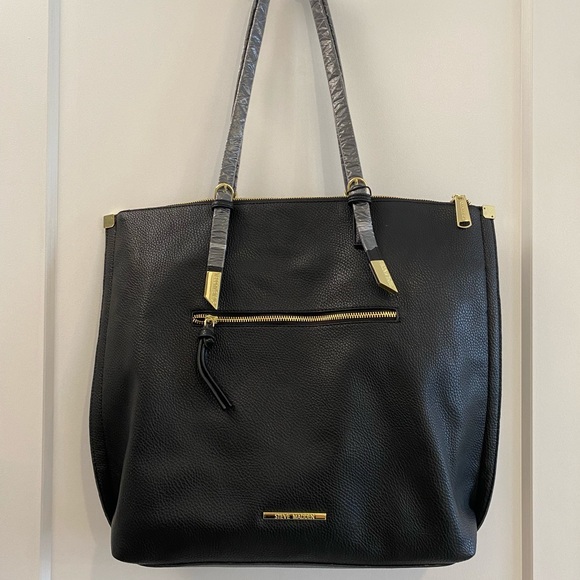 Steve Madden Handbags - <3 NWT Steve Madden Tote